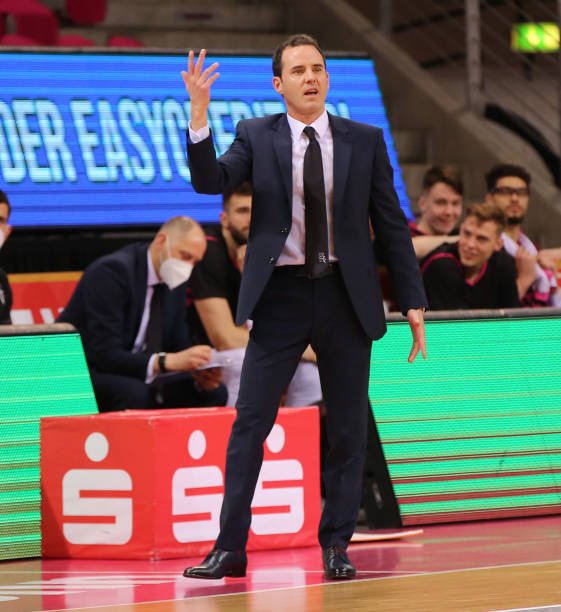 人真踢不过 人真踢不过