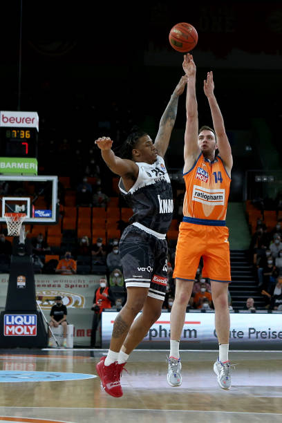 外线投射和 外线投射和