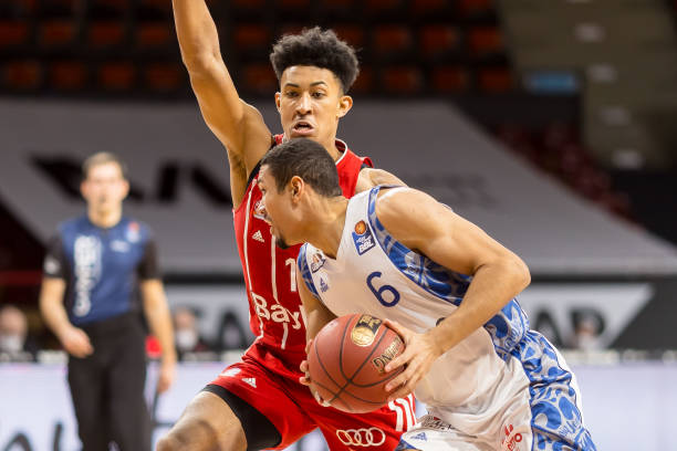 持高度警惕 持高度警惕